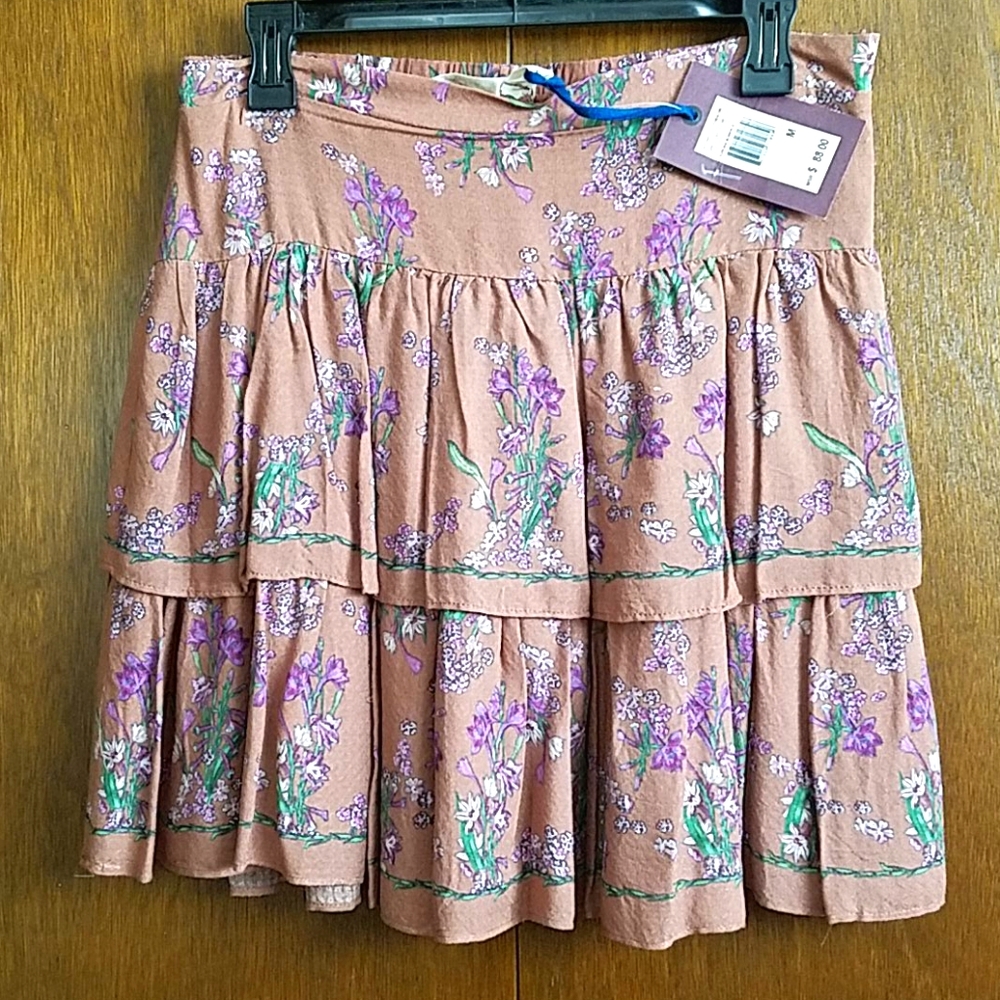 NWT Chelsea & Violet Skirt M - Picture 1 of 3